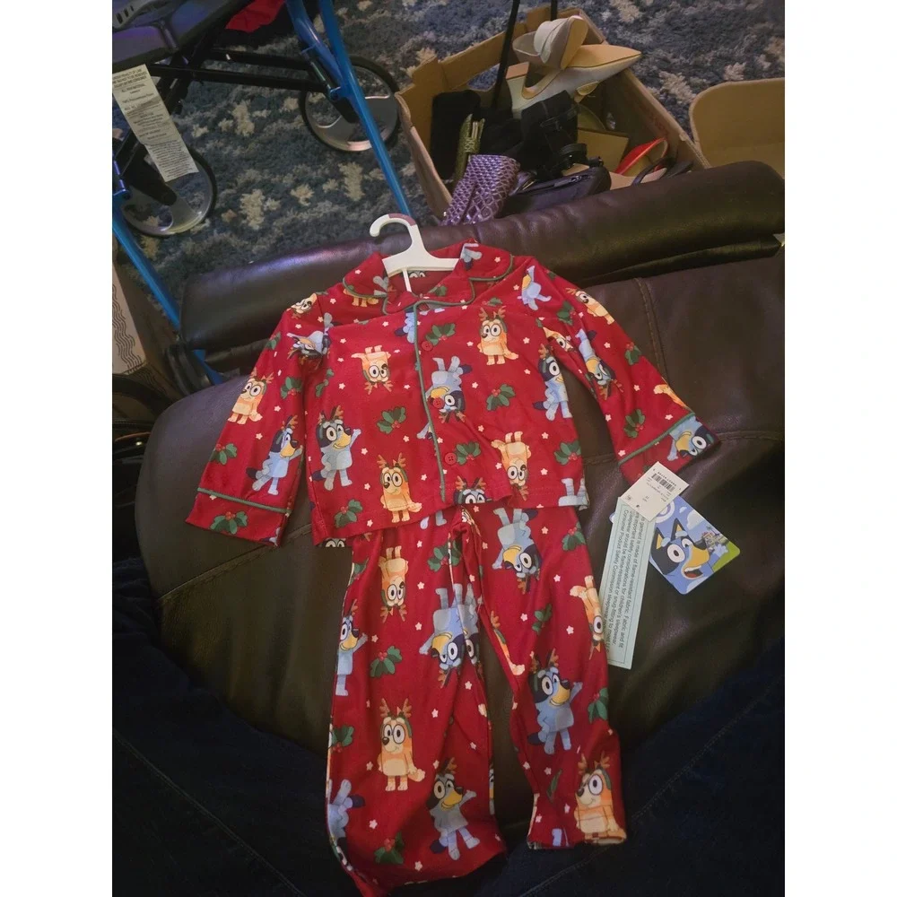 Bluey Christmas Pajamas Kids 3T Red Holiday Reindeer Bingo Fleece PJ Set NEW
